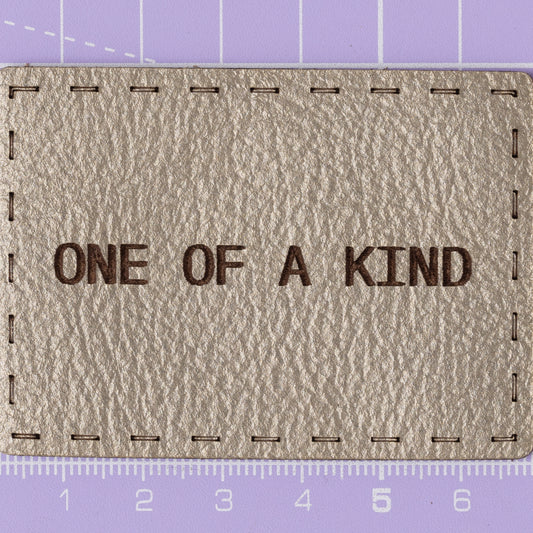 ONE OF A KIND Pack of 2 Leather Jeans Labels - Metallic Oyster