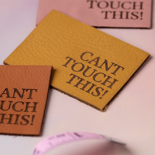 CAN'T TOUCH THIS Pack of 2 Leather Jeans Labels - Mustard