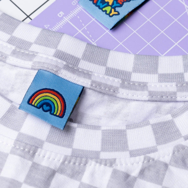 PLAY THE DAY AWAY Pack of 6 woven labels