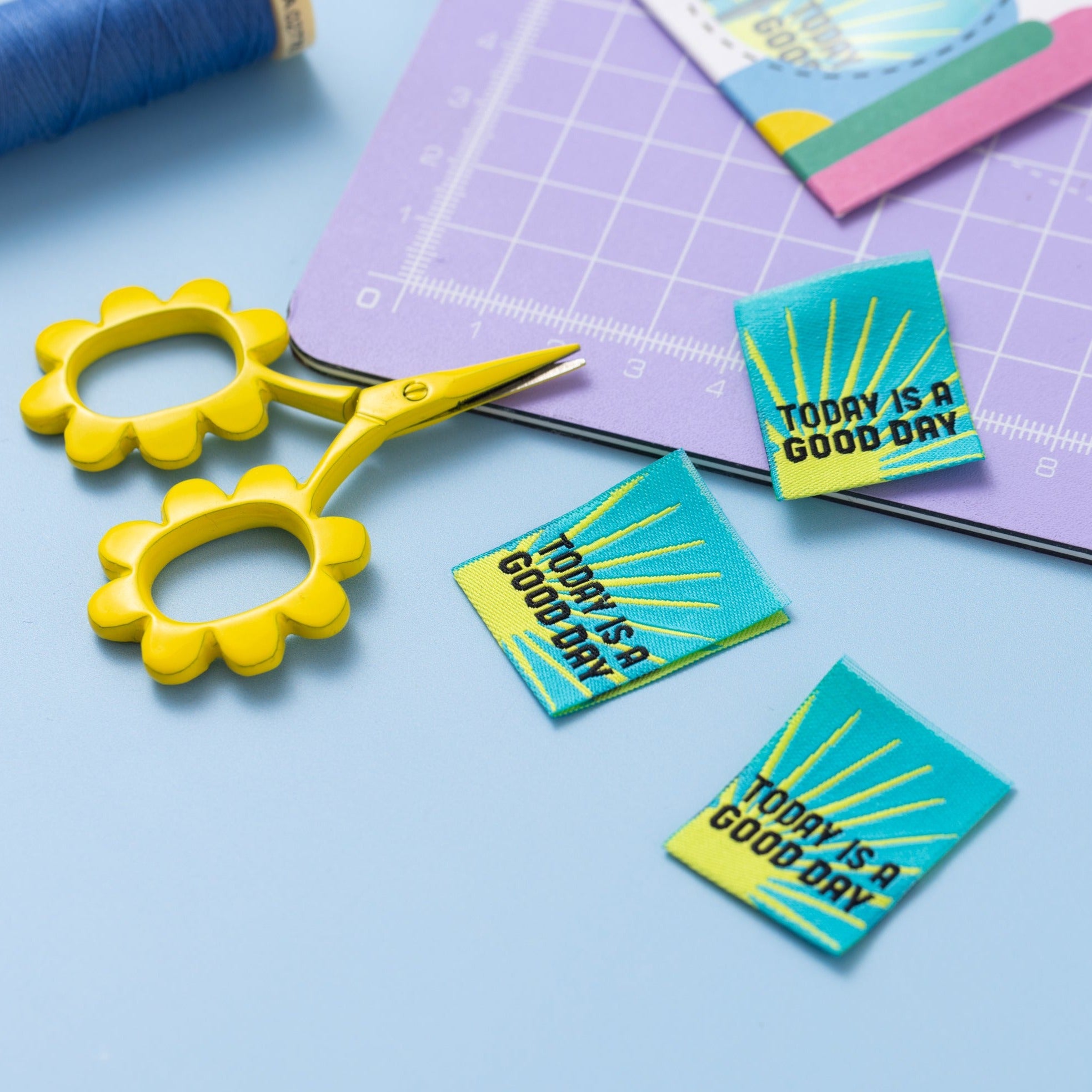 TODAY IS A GOOD DAY Pack of 6 sewing labels