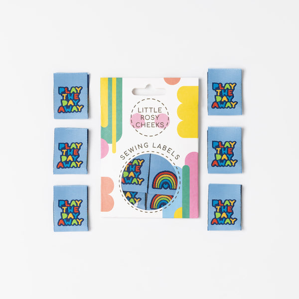 PLAY THE DAY AWAY Pack of 6 woven labels